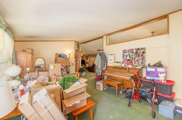 360 N Middletown Road, Winchester, KY 40391