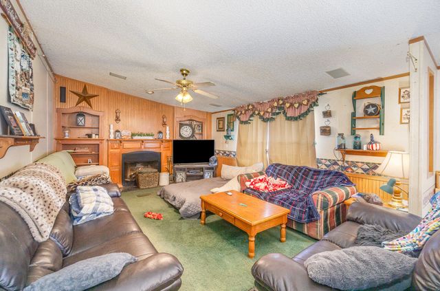 360 N Middletown Road, Winchester, KY 40391