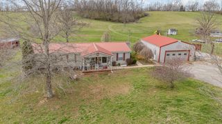360 N Middletown Road, Winchester, KY 40391