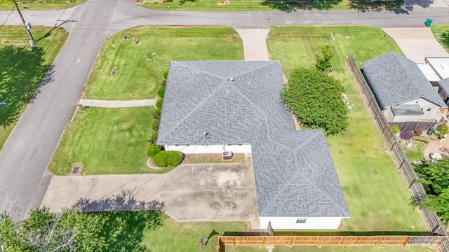 101 Central Lafourche Drive, Raceland, LA 70394