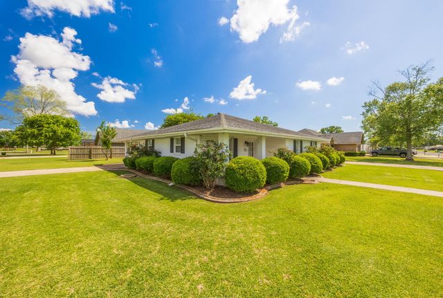 101 Central Lafourche Drive, Raceland, LA 70394