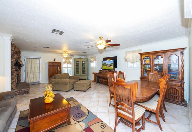 101 Central Lafourche Drive, Raceland, LA 70394