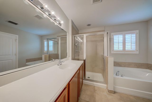 6463 Azura Lake Road, Lake Worth, FL 33463