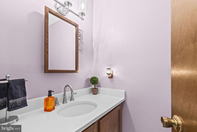 213 KING JAMES RD, Upper Marlboro, MD 20774