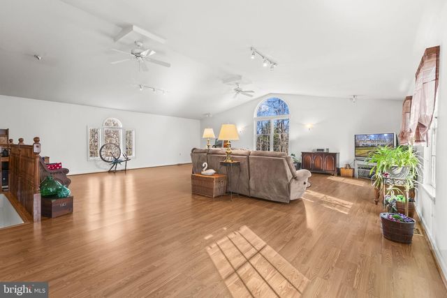 213 KING JAMES RD, Upper Marlboro, MD 20774