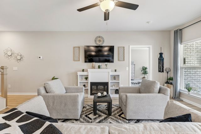 601 Lyla Dr, Spring Hill, TN 37174