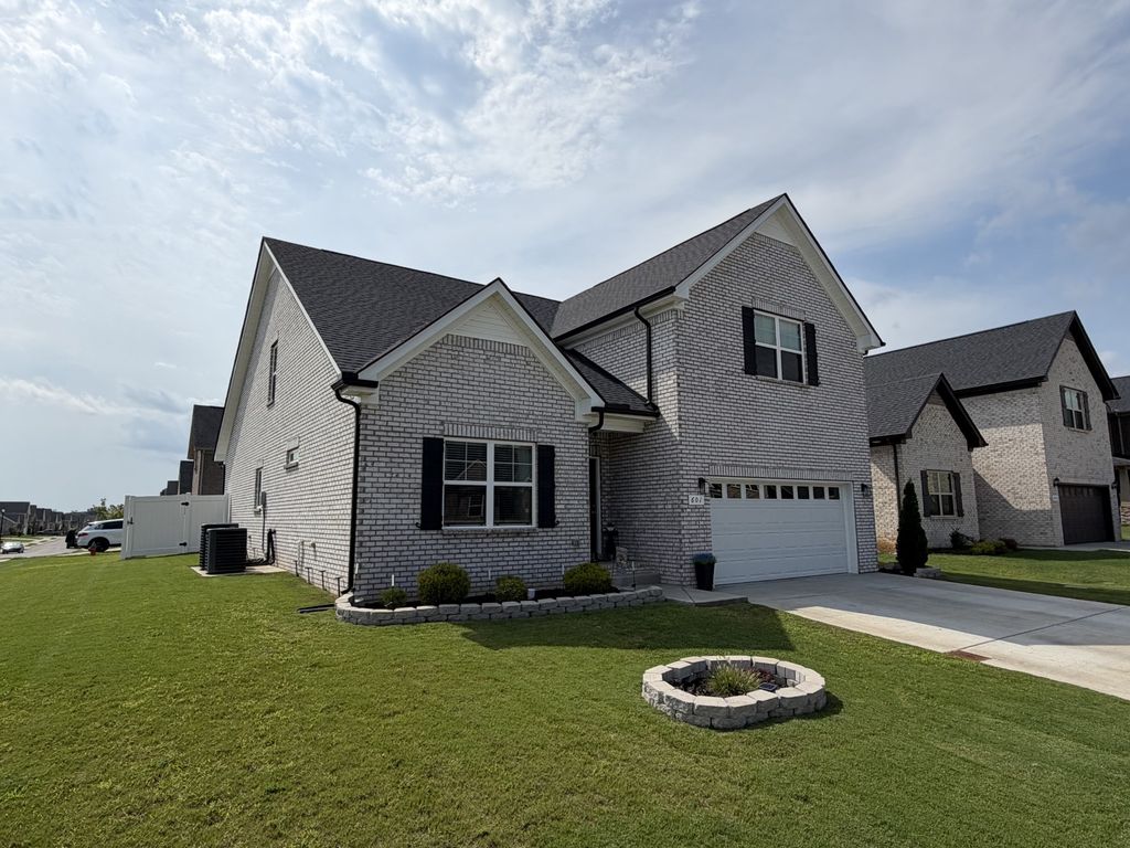 601 Lyla Dr, Spring Hill, TN 37174