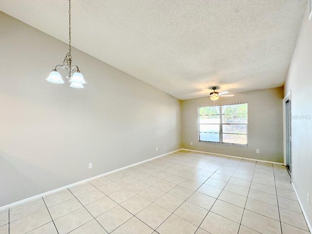 7135 PARKSIDE VILLAS DRIVE N, St Petersburg, FL 33709