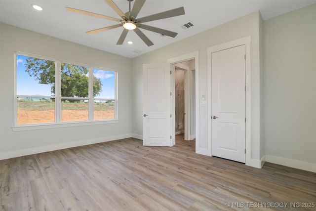 223 Vaughn Lane, Calera, OK 74730