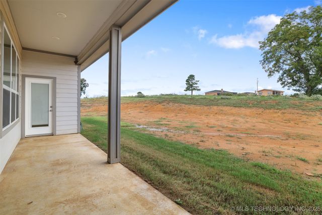 223 Vaughn Lane, Calera, OK 74730