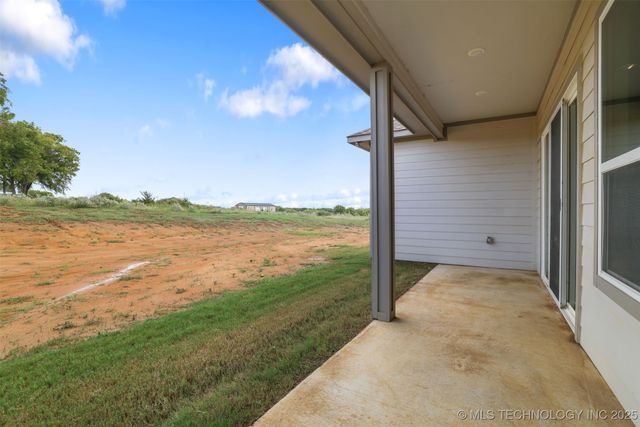 223 Vaughn Lane, Calera, OK 74730