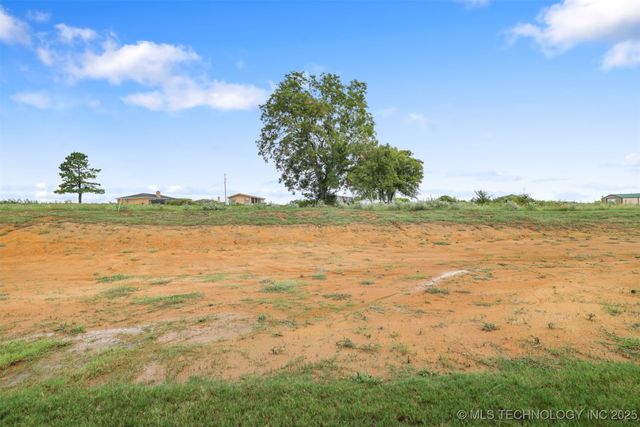 223 Vaughn Lane, Calera, OK 74730