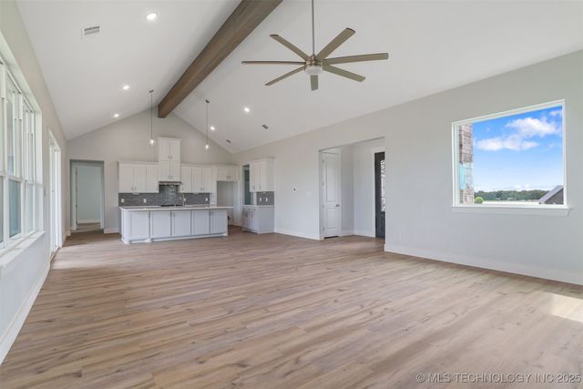 223 Vaughn Lane, Calera, OK 74730