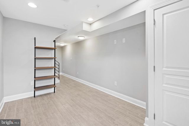 2144 E TUCKER ST, Philadelphia, PA 19125