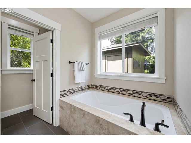12675 Se 25TH Ave, Milwaukie, OR 97222