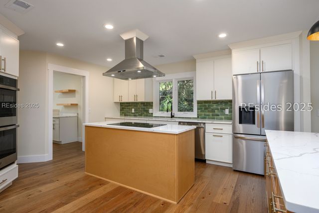 7 Whispering Pines Ct, Hilton Head Island, SC 29926