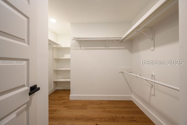 7 Whispering Pines Ct, Hilton Head Island, SC 29926