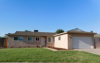 51 W Richert Ave, Clovis, CA 93612