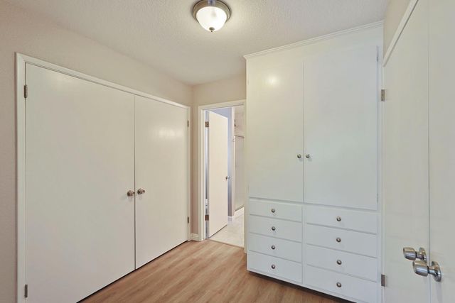 7439 Woodside Dr, Stockton, CA 95207