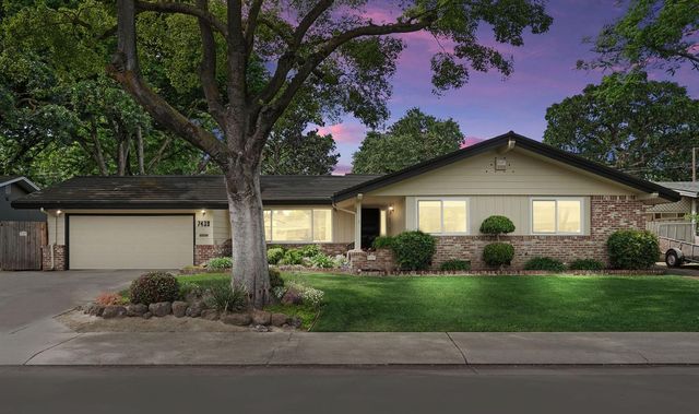 7439 Woodside Dr, Stockton, CA 95207
