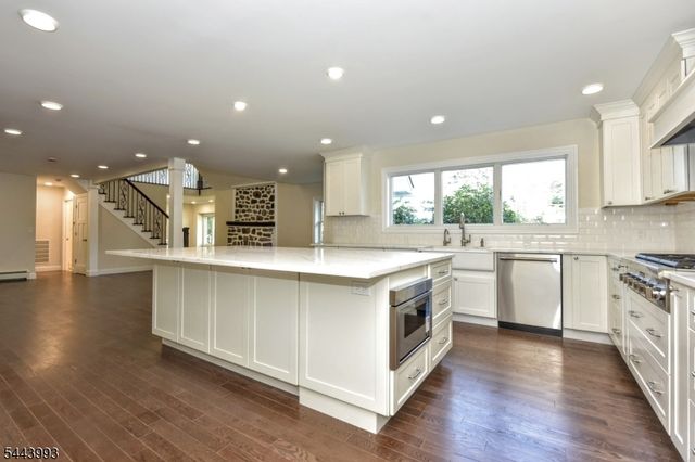 193 E Shore Trl, Sparta Twp., NJ 07871