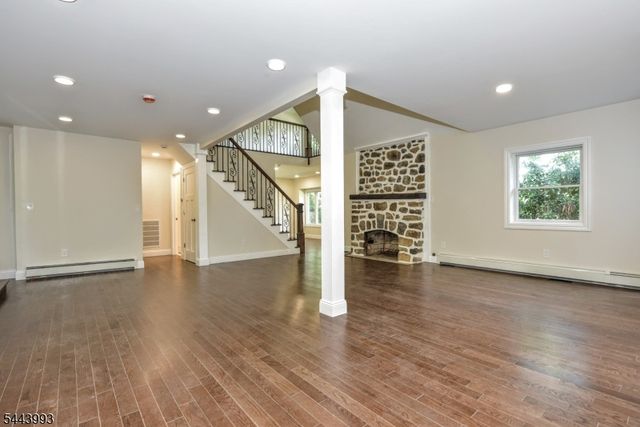 193 E Shore Trl, Sparta Twp., NJ 07871