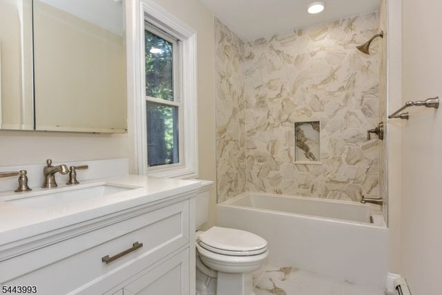 193 E Shore Trl, Sparta Twp., NJ 07871