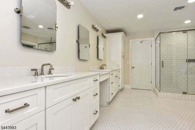 193 E Shore Trl, Sparta Twp., NJ 07871