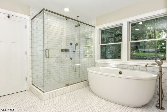 193 E Shore Trl, Sparta Twp., NJ 07871