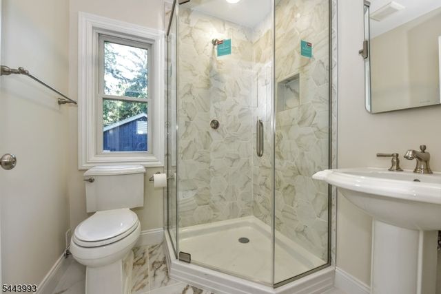 193 E Shore Trl, Sparta Twp., NJ 07871