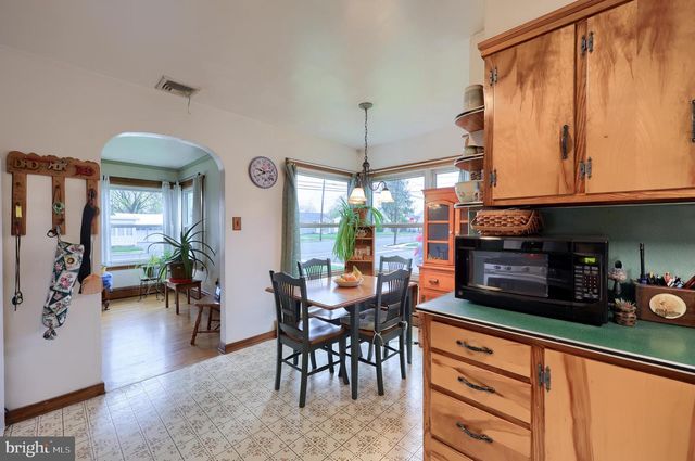 301 E WILLOW ST, Elizabethtown, PA 17022