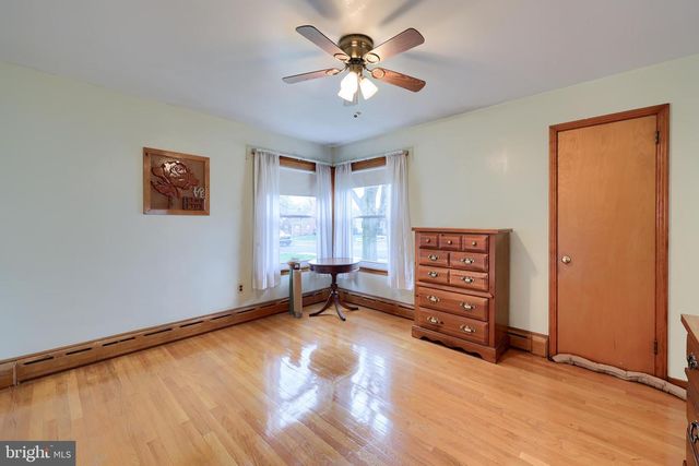 301 E WILLOW ST, Elizabethtown, PA 17022