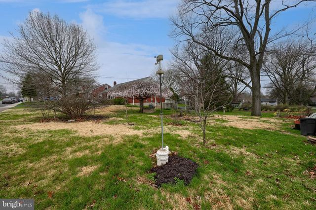 301 E WILLOW ST, Elizabethtown, PA 17022