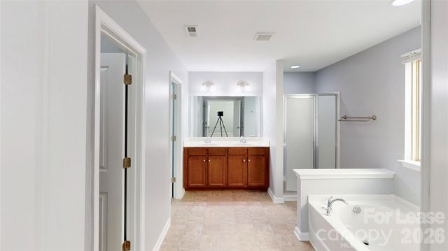 16126 Long Talon Way, Charlotte, NC 28278