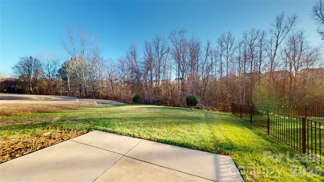 16126 Long Talon Way, Charlotte, NC 28278