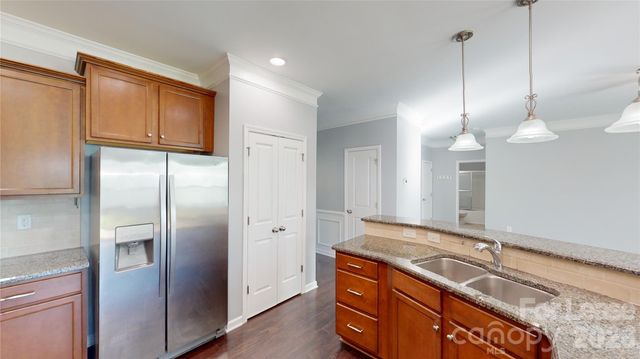 16126 Long Talon Way, Charlotte, NC 28278