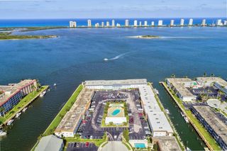 100 Shore Court 307, North Palm Beach, FL 33408