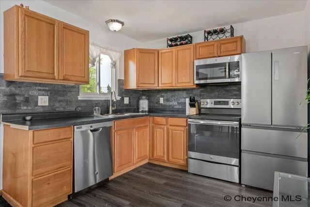 4729 LINDEN WY, Cheyenne, WY 82009