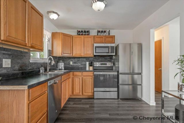 4729 LINDEN WY, Cheyenne, WY 82009