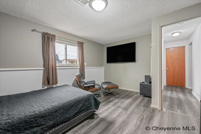 4729 LINDEN WY, Cheyenne, WY 82009