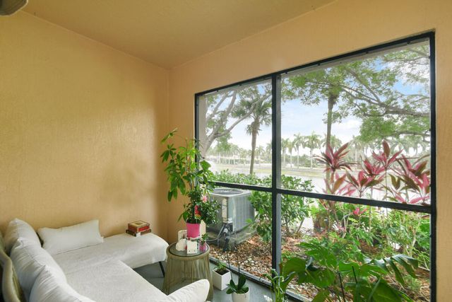 2916 Tuscany Court 104, Palm Beach Gardens, FL 33410
