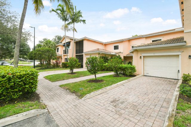 2916 Tuscany Court 104, Palm Beach Gardens, FL 33410