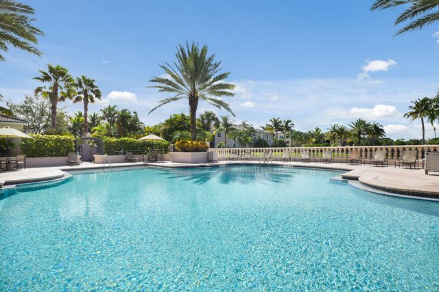 2916 Tuscany Court 104, Palm Beach Gardens, FL 33410