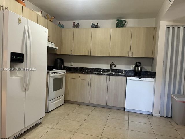 13500 SW 1st Street 308U, Pembroke Pines, FL 33027
