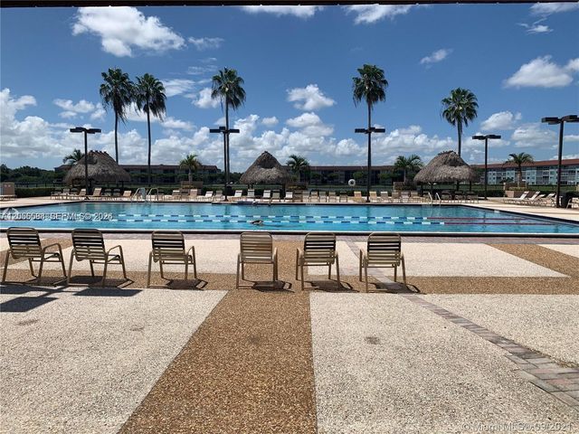 13500 SW 1st Street 308U, Pembroke Pines, FL 33027