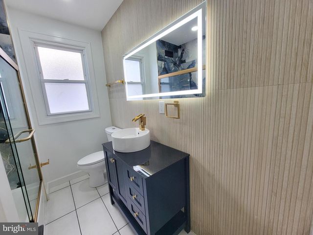 1016 WHITBY AVE, Lansdowne, PA 19050