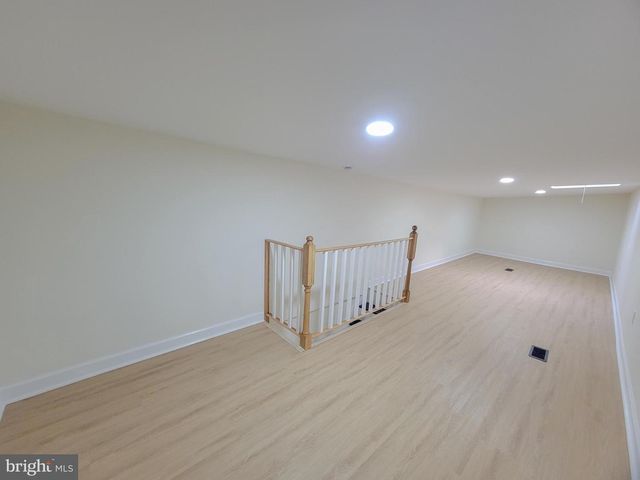 1016 WHITBY AVE, Lansdowne, PA 19050