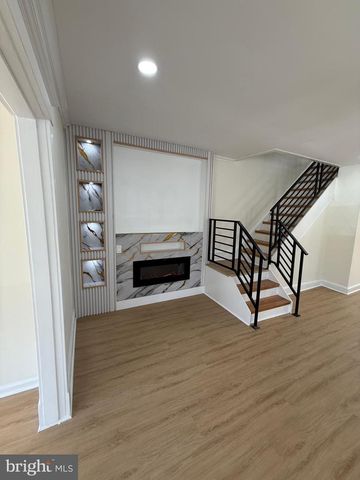 1016 WHITBY AVE, Lansdowne, PA 19050