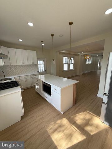 1016 WHITBY AVE, Lansdowne, PA 19050