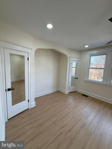 1016 WHITBY AVE, Lansdowne, PA 19050